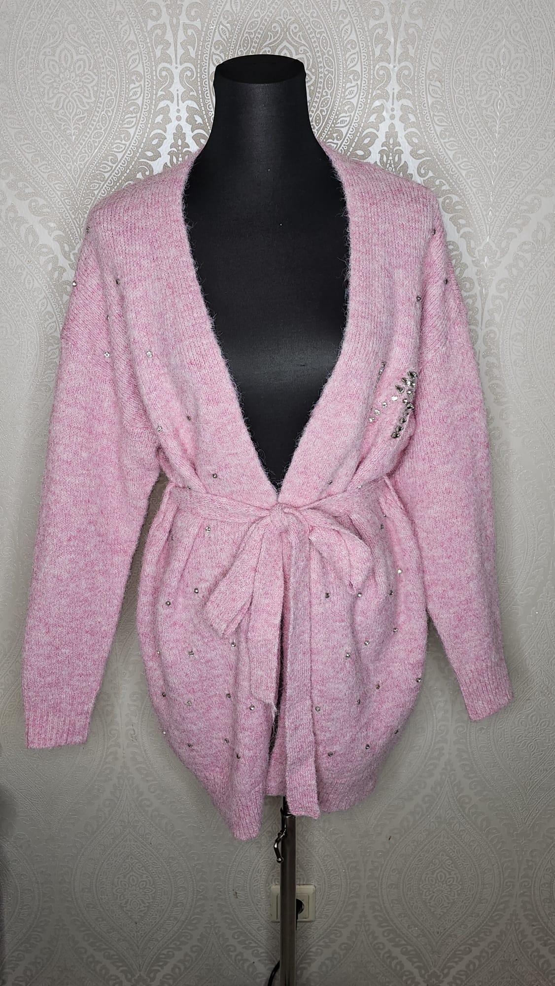 Strickjacke mit Strasssteine