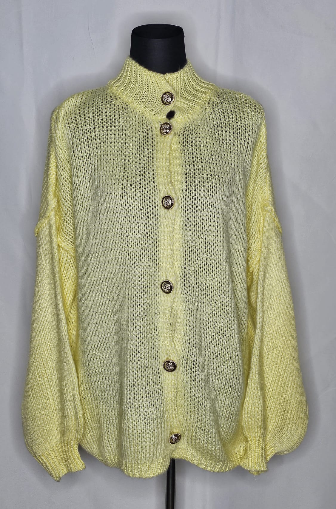 Strickjacke mit goldenen Knöpfe (Einheitsgröße tragbar bis XL) Damen - Strickjacke
