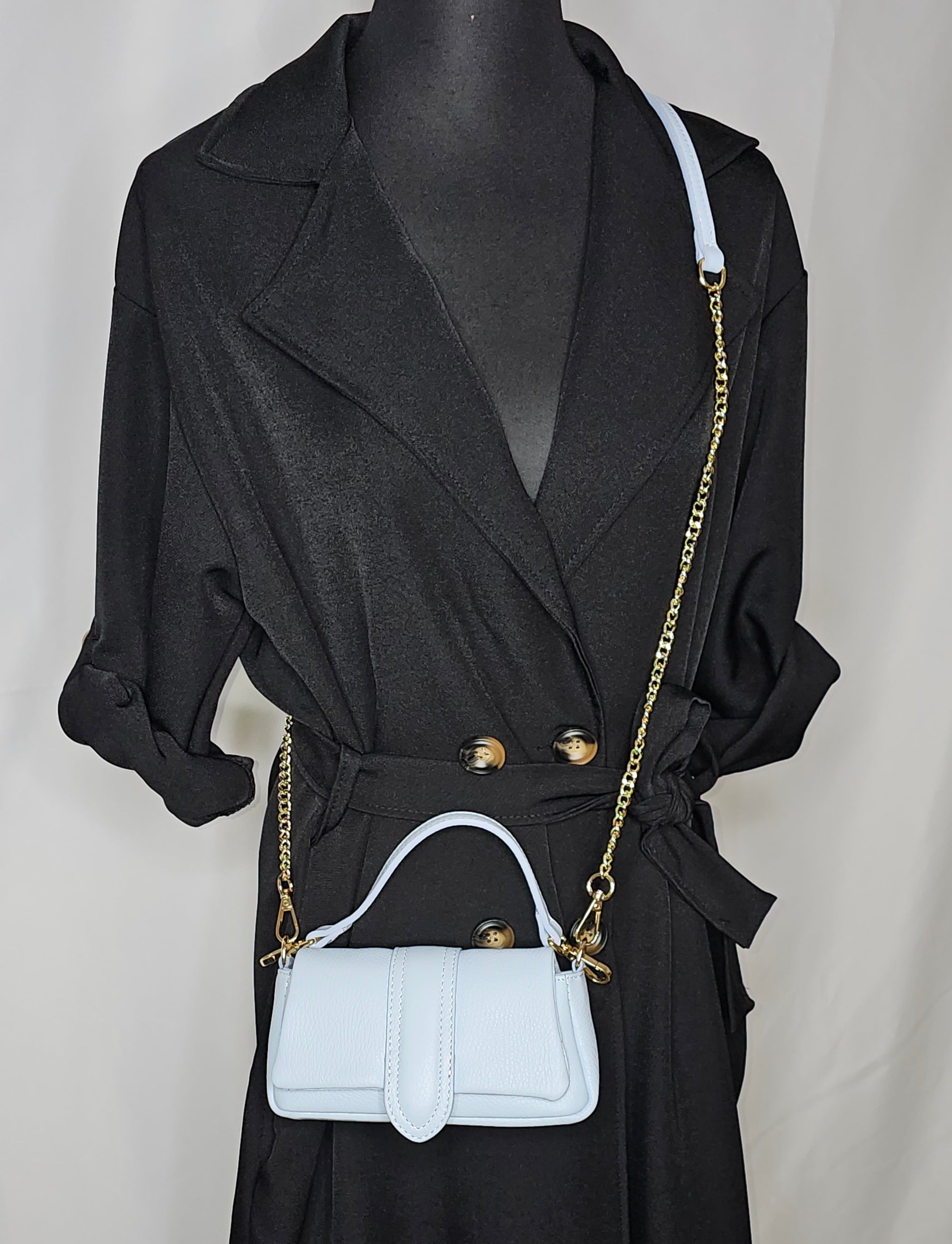 Kleine Echt Leder Tasche mit Kettenband ( 19cm breit und 10cm hoch) Damen - Tasche