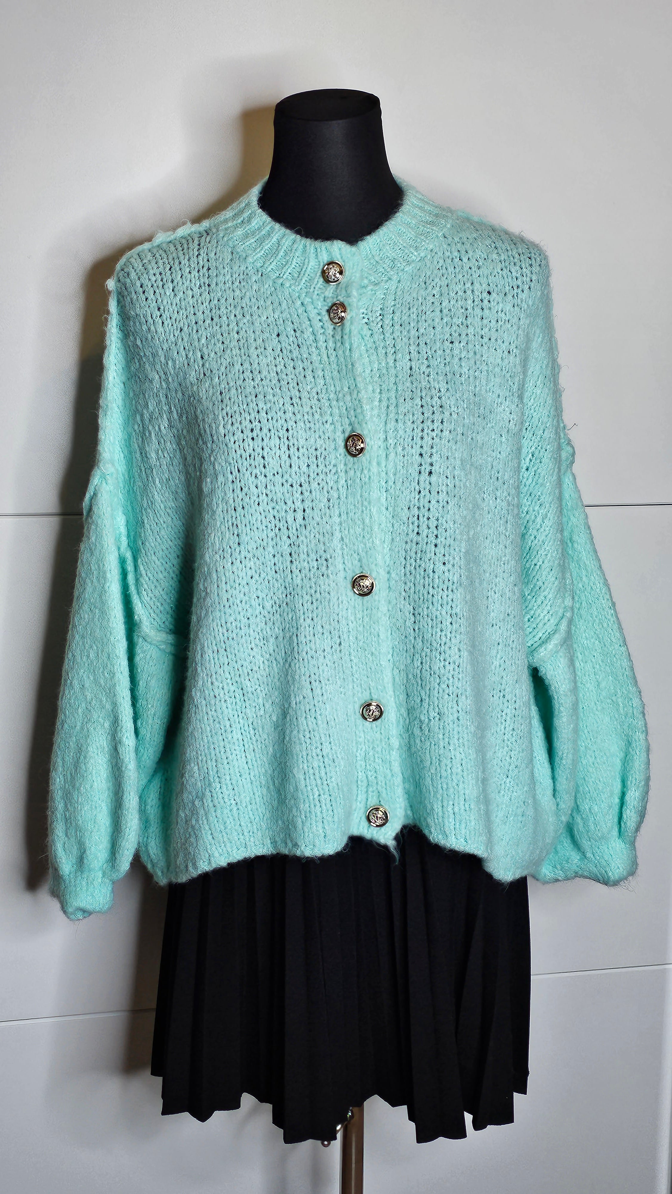 Kurze Toffee Strickjacke mit Knöpfe (Einheitsgröße tragbar bis L) Damen - Strickjacke